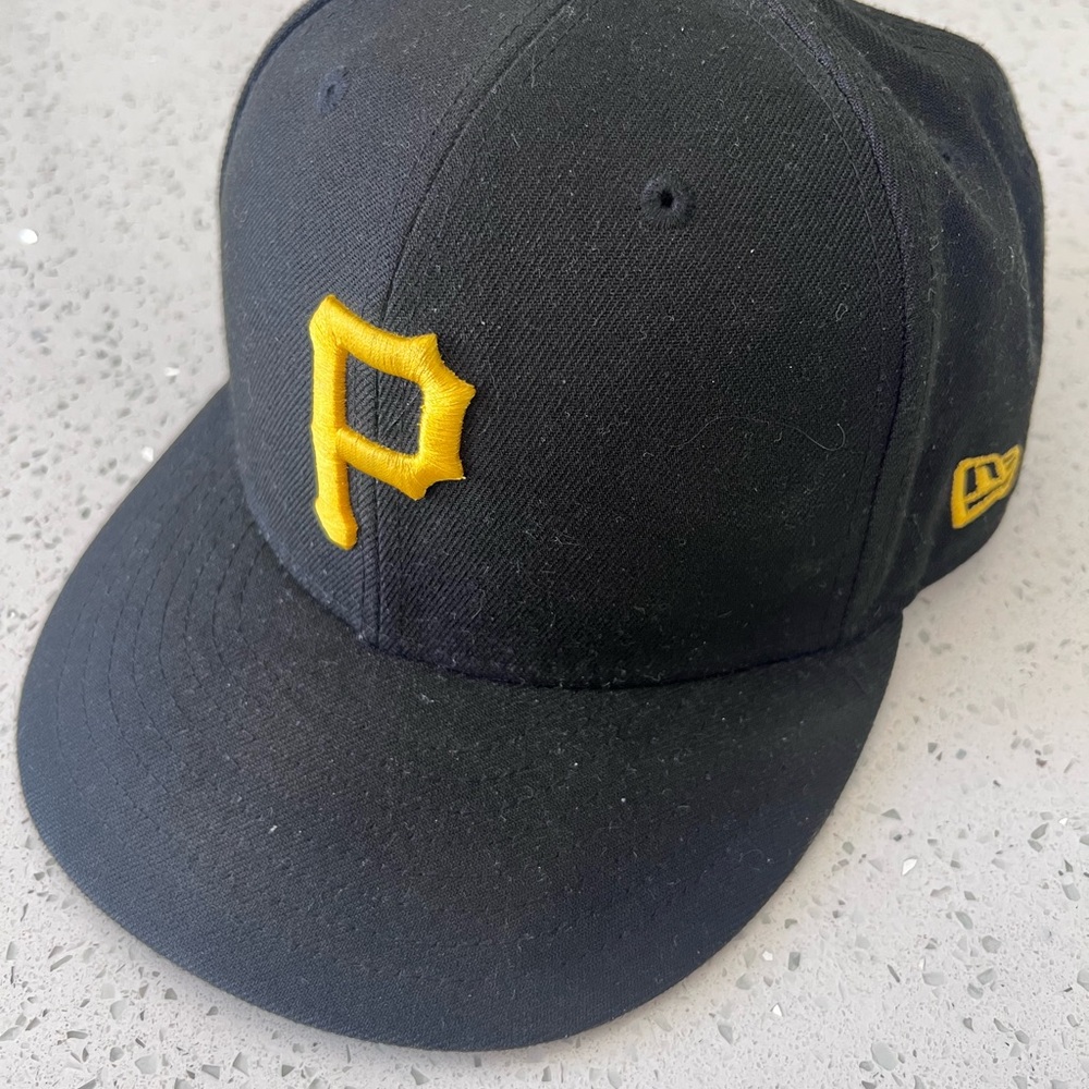 Pittsburgh Pirates New Era Fitted Cap 7 1/4